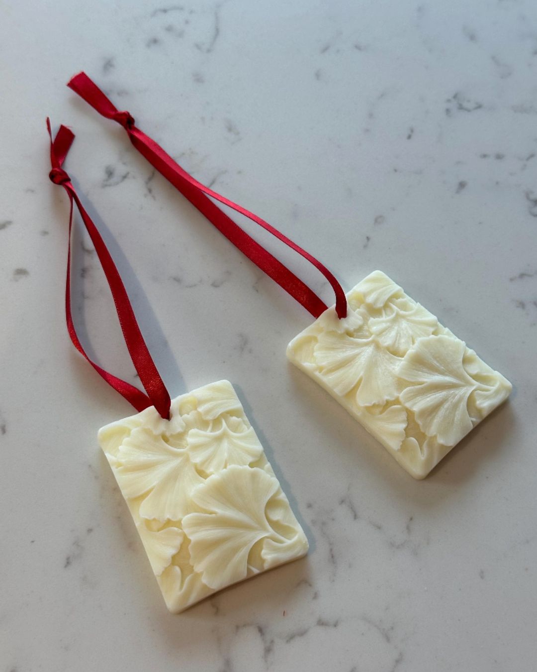 The Gilded Grove Scented Wax Sachet